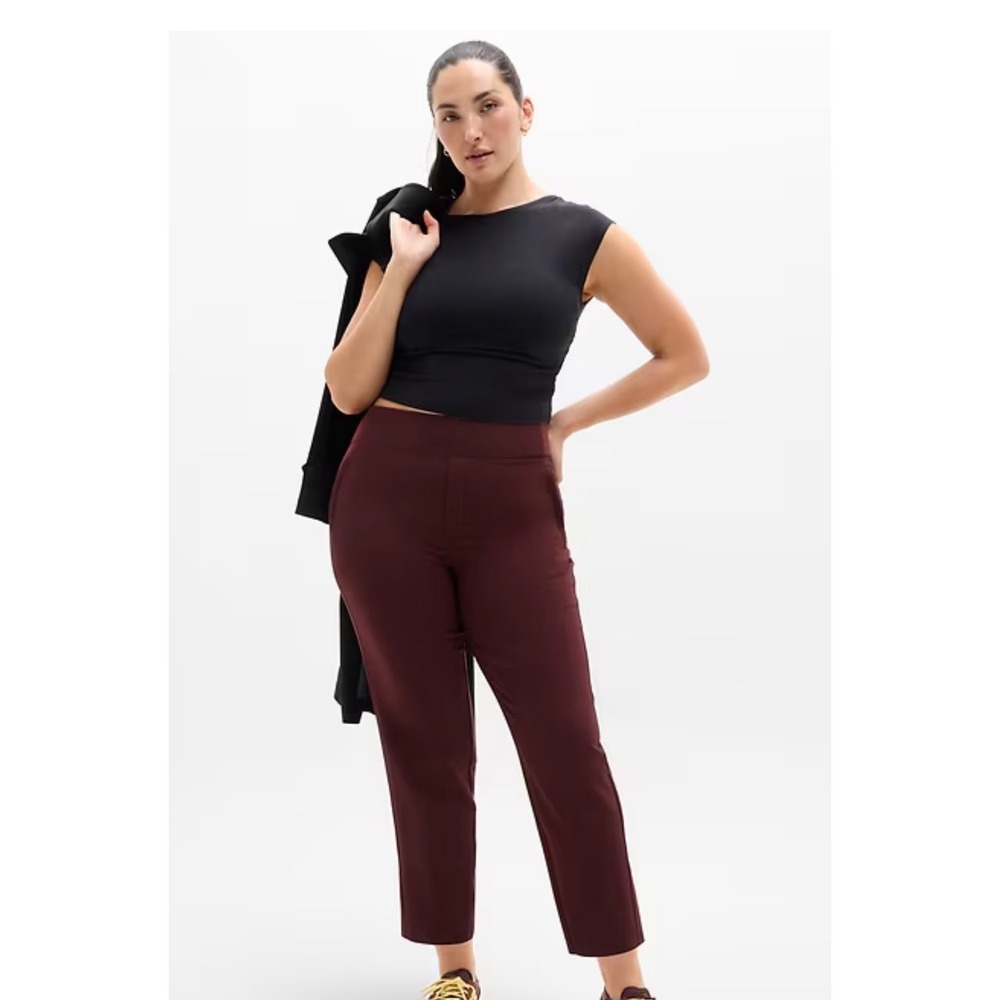 Athleta Endless Pant Women's 12‎ Burgundy Cropped Ankle Travel Pants NWT